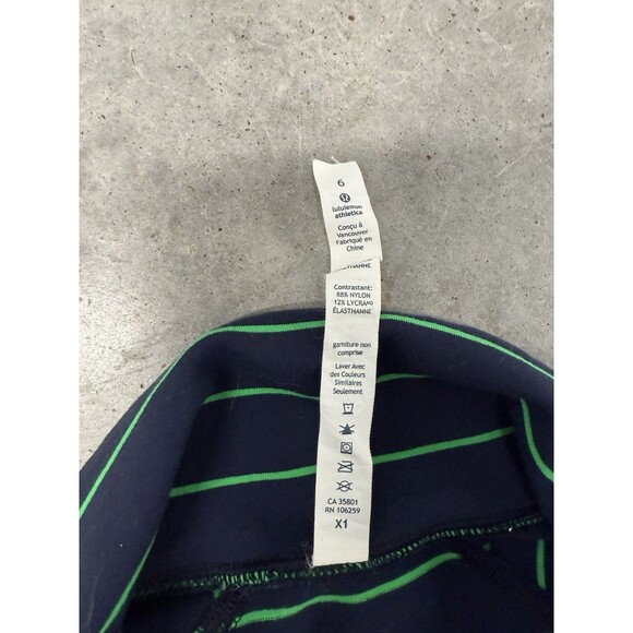 Lululemon Nice Asana Jacket. Slalom Stripe Inkwell. Navy Blue/Green.Womens.Sz 6 - Picture 9 of 16